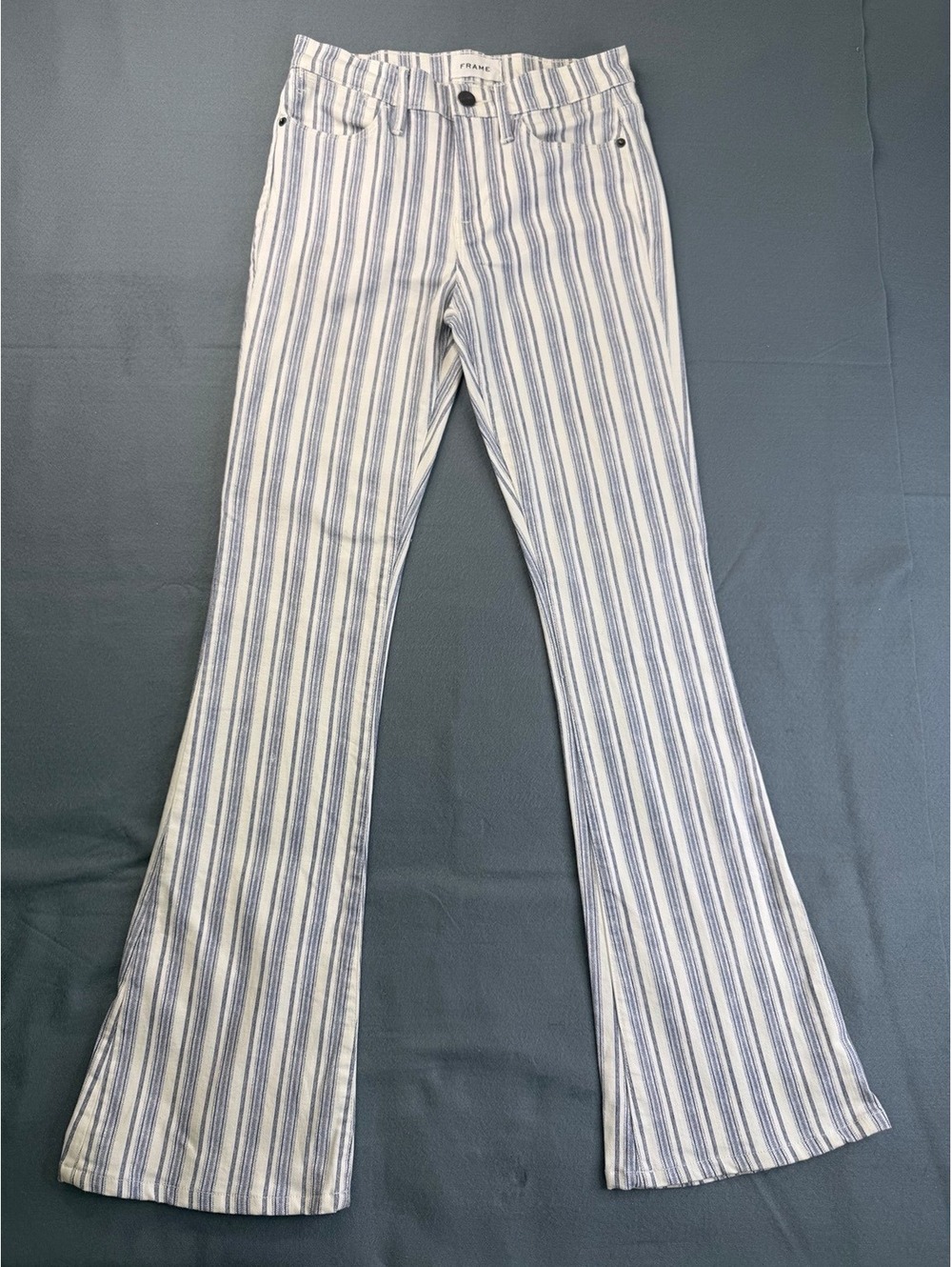 FRAME Le High Flare Jeans Size 26